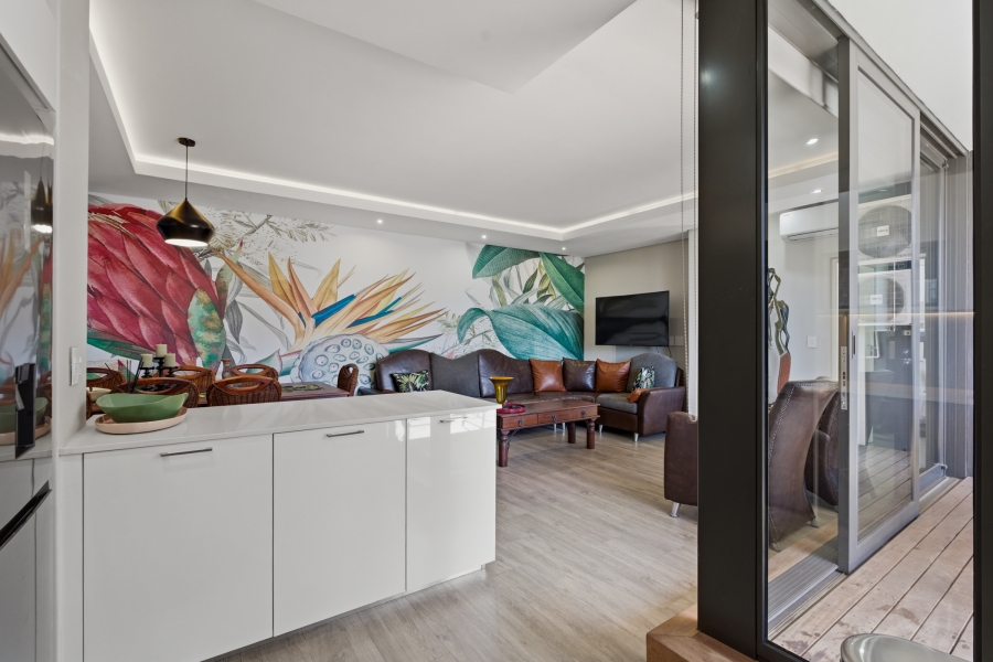 2 Bedroom Property for Sale in Green Point Western Cape